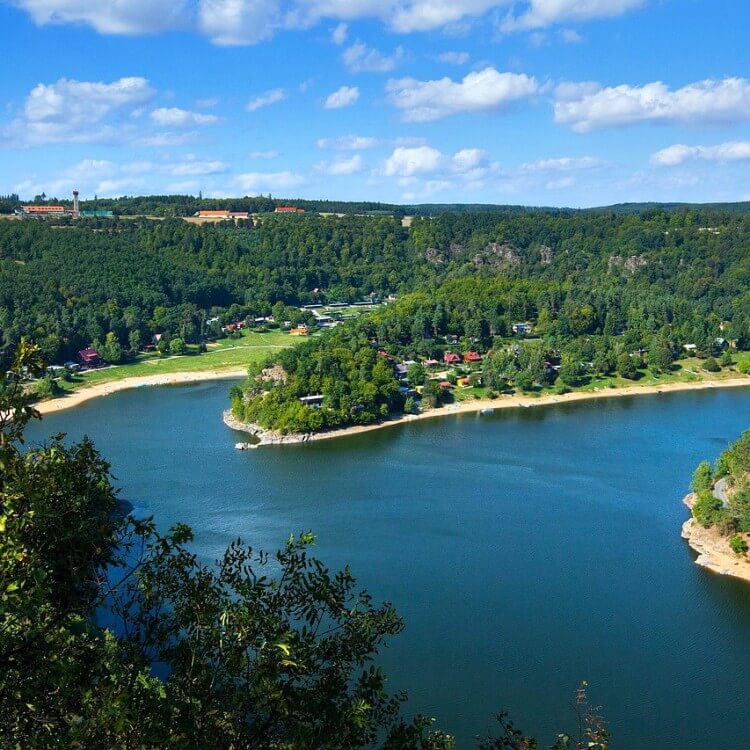 An image of vranovska dam.